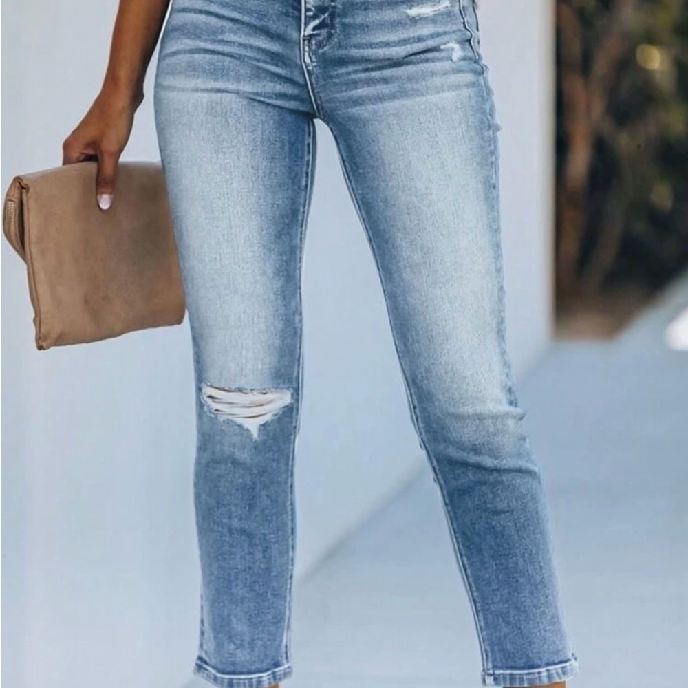 Classic Blue Distressed Women Jeans
